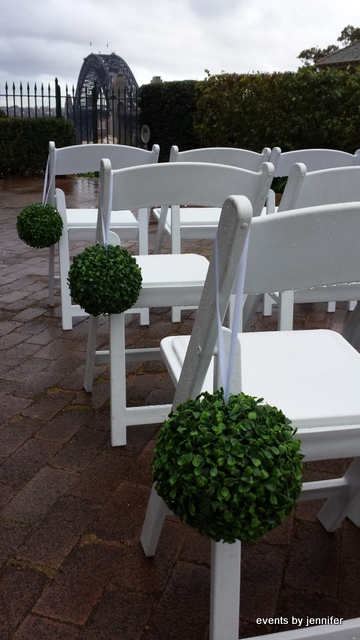 topiary balls aisle decor